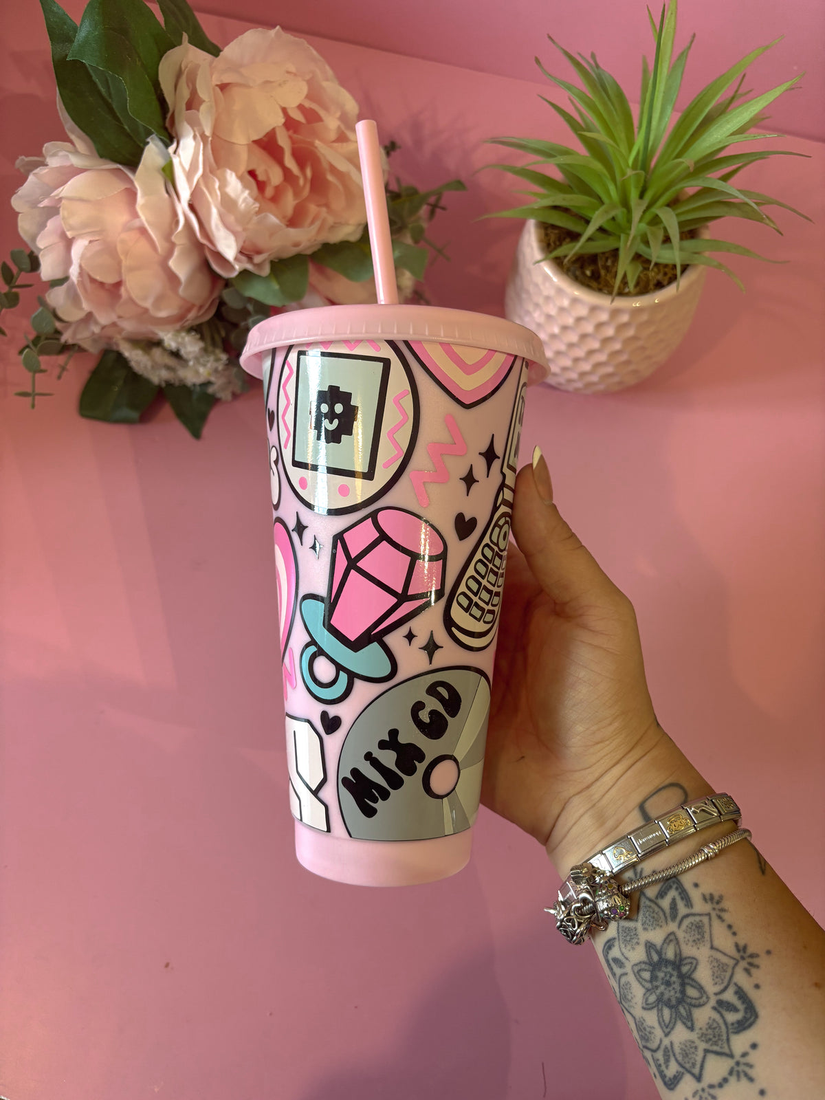 2000's Babe 24oz Cold Cup - Plain Lid